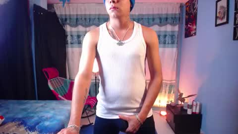 Jhon online show from February 1, 3:27 am