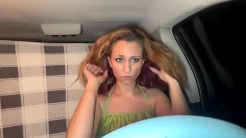 Snapshot of mezzy69 chatting on December 23, 9:49 am mezzy69 online show from December 23, 9:49 am