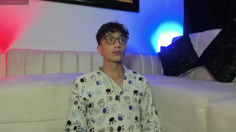 MATHIAS online show from May 1, 5:01 am