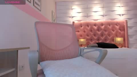 Snapshot of mhellissaw chatting on January 10, 10:06 am melissa online show from January 10, 10:06 am