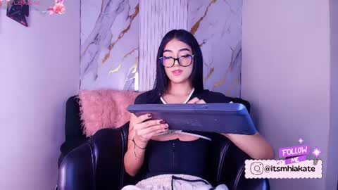 Mhia Kate online show from June 16, 12:08 pm