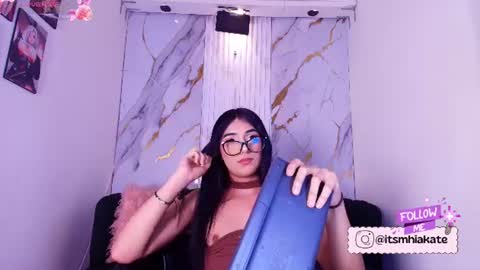 Mhia Kate online show from July 2, 12:11 pm