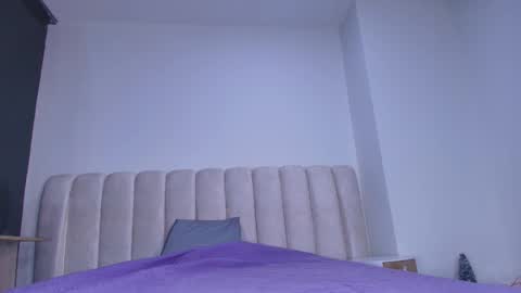 Emi online show from January 17, 7:17 pm