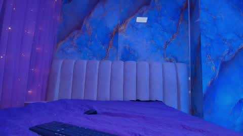 Emi online show from February 23, 7:22 pm