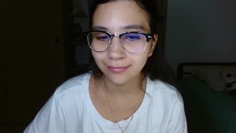 Mia online show from February 5, 3:33 am