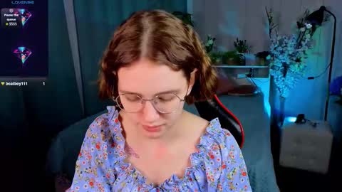 mia__mooore online show from February 26, 1:32 pm