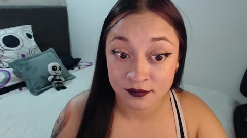 mia online show from January 30, 12:29 am