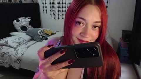 mia online show from March 14, 10:15 pm