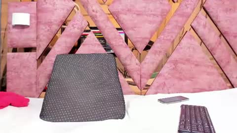 Snapshot of mia_alvares chatting on July 5, 12:01 pm Mia online show from July 5, 12:01 pm