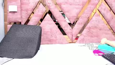 Snapshot of mia_alvares chatting on July 8, 11:48 am Mia online show from July 8, 11:48 am
