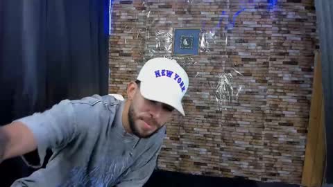 Mia and vincentt model indepent online show from March 8, 1:28 am