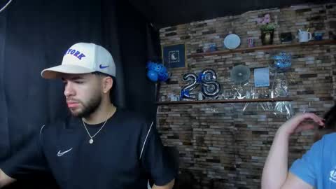 Mia and vincentt model indepent online show from September 14, 4:11 am