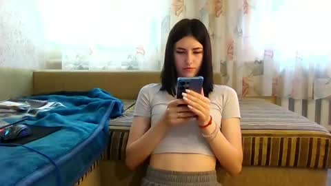 Snapshot of mia_beauti_live chatting on May 25, 9:48 am mia_beauti_live online show from May 25, 9:48 am