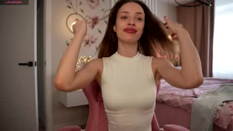 Snapshot of mia_bellamy chatting on March 8, 4:27 am Just call me Kitty online show from March 8, 4:27 am