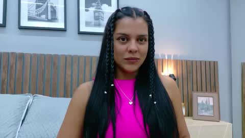 Mia Bellefort online show from February 9, 8:13 pm