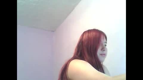 mia_berris online show from May 30, 1:41 pm