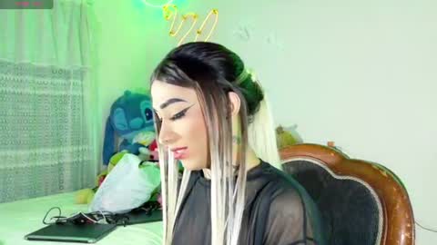 mia califa online show from June 14, 1:47 am