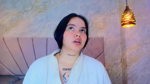 Snapshot of mia_candy_0 chatting on July 28, 6:20 pm Mia online show from July 28, 6:20 pm