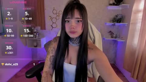 Snapshot of mia_cat05 chatting on September 19, 4:07 pm Mia online show from September 19, 4:07 pm