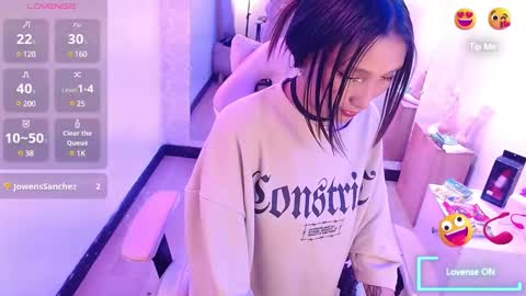 Snapshot of mia_collens_ chatting on February 14, 12:41 am MIA online show from February 14, 12:41 am