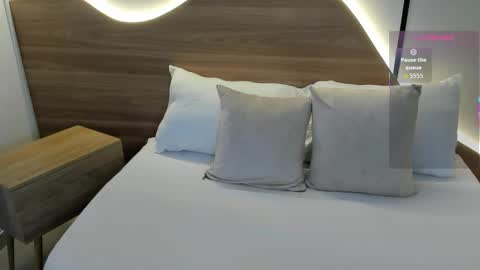 Snapshot of mia_collins96 chatting on November 21, 2:54 am M I A online show from November 21, 2:54 am