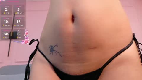 Mia 3 online show from May 19, 8:48 pm