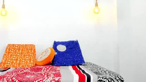 Snapshot of mia_conde1_ chatting on February 14, 10:07 am Mia Conde online show from February 14, 10:07 am