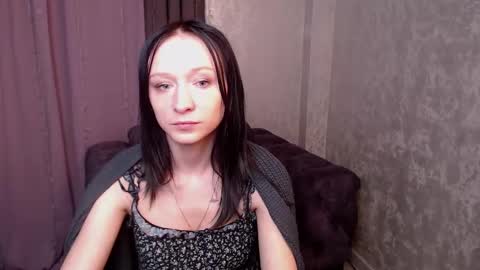 Mia online show from March 19, 2:37 am