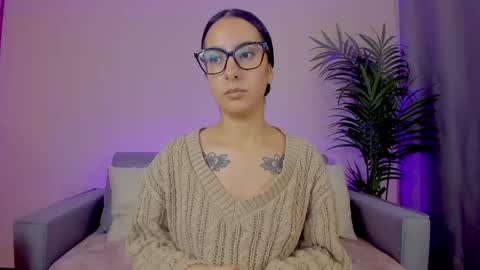 Snapshot of mia_daniellshot chatting on May 3, 12:55 pm Sarah Luna online show from May 3, 12:55 pm
