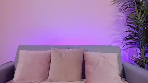 Snapshot of mia_daniellshot chatting on July 26, 8:05 pm Sarah Luna online show from July 26, 8:05 pm