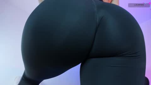 Mia online show from February 22, 1:55 am