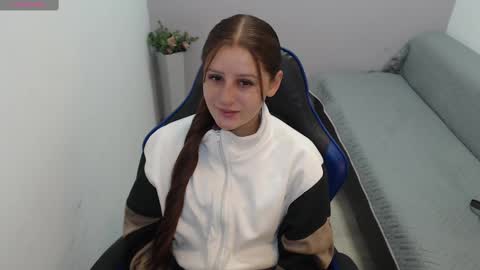 Snapshot of mia_diaz1 chatting on October 3, 1:30 pm Mia online show from October 3, 1:30 pm