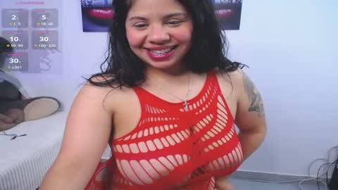 Mia online show from July 17, 10:55 am