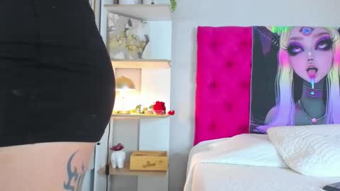 Mia Elieth online show from February 10, 1:04 pm