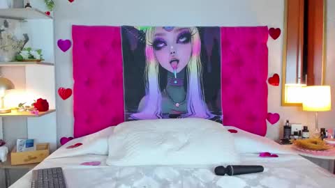 Mia Elieth online show from February 13, 1:40 pm