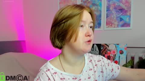 Snapshot of mia_ferd chatting on October 25, 2:41 am Mia online show from October 25, 2:41 am