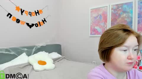 Snapshot of mia_ferd chatting on November 3, 2:13 am Mia online show from November 3, 2:13 am