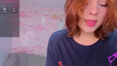 Mia online show from February 11, 1:38 pm