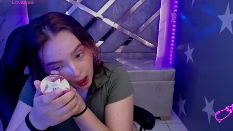 Snapshot of mia_foster_t chatting on May 11, 1:17 pm Mia online show from May 11, 1:17 pm