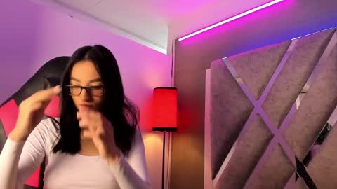 MIA online show from November 12, 1:00 pm