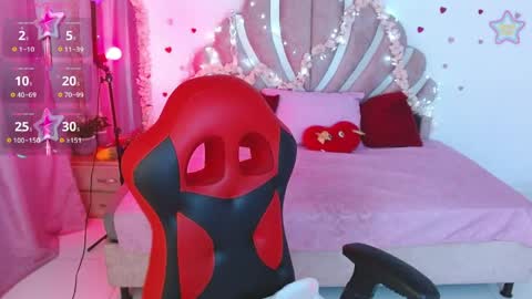 mia online show from June 8, 1:28 am