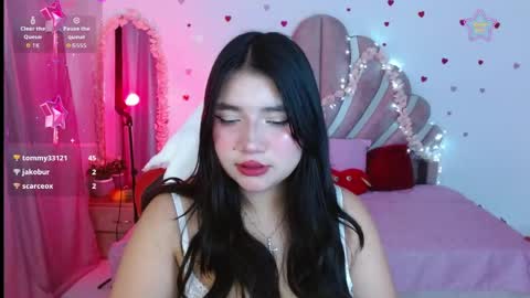 mia online show from June 9, 1:28 am