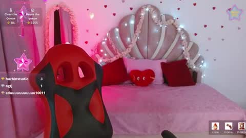 mia online show from June 11, 2:53 am