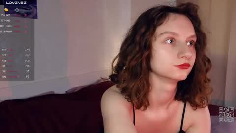 Snapshot of mia_frizz chatting on February 27, 1:17 pm Mia online show from February 27, 1:17 pm