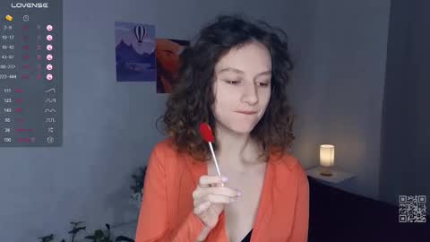 Snapshot of mia_frizz chatting on March 3, 9:44 am Mia online show from March 3, 9:44 am