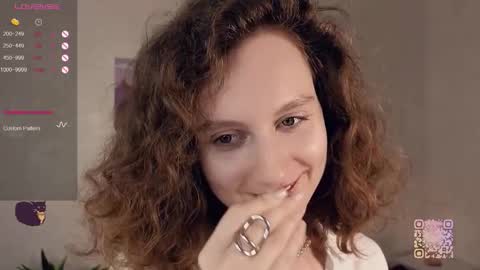 Snapshot of mia_frizz chatting on September 22, 2:08 pm Mia online show from September 22, 2:08 pm