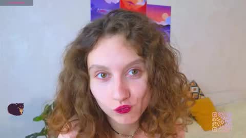 Snapshot of mia_frizz chatting on October 2, 6:04 pm Mia online show from October 2, 6:04 pm
