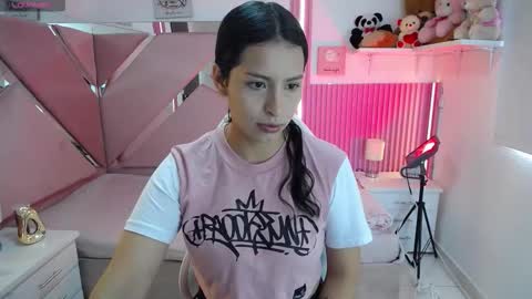 mia_garcia28 online show from March 9, 6:34 pm