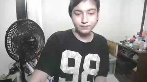 izzy online show from December 3, 9:57 pm