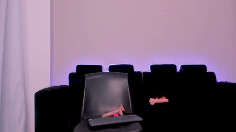 Mia online show from January 25, 1:54 am